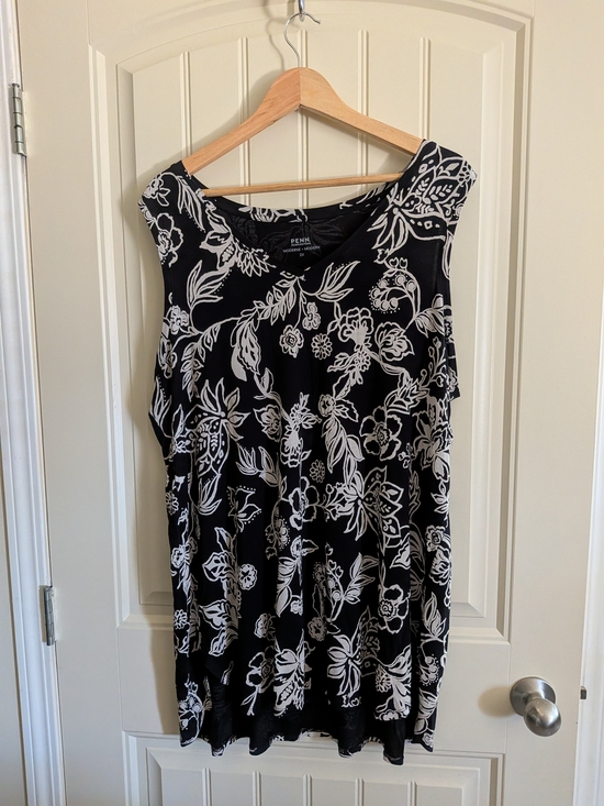 Penningtons Tops - Black & White Floral Sleeveless Top